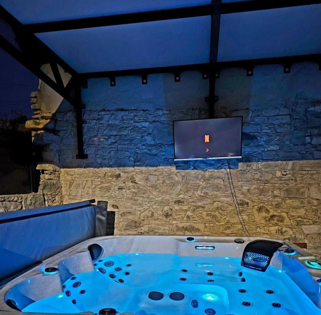 The Stonehouse Suites With Private Bath Spas Λεμεσός Εξωτερικό φωτογραφία