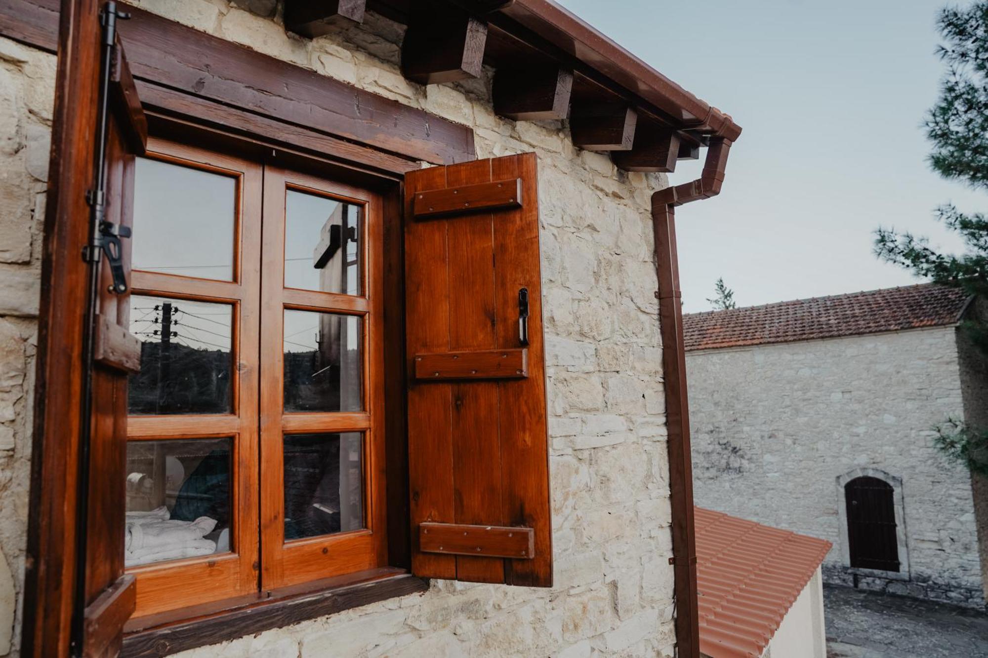The Stonehouse Suites With Private Bath Spas Λεμεσός Εξωτερικό φωτογραφία