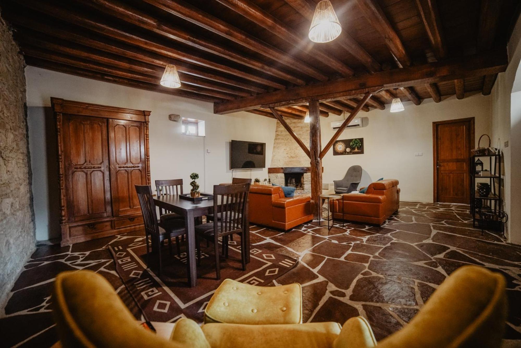 The Stonehouse Suites With Private Bath Spas Λεμεσός Εξωτερικό φωτογραφία