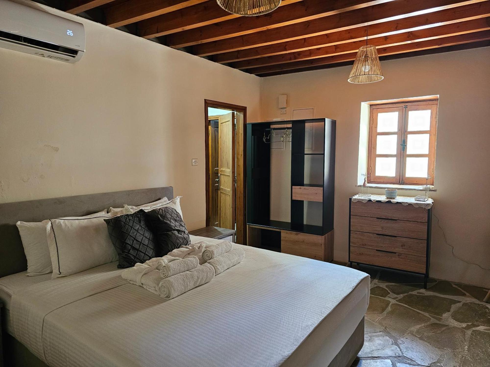 The Stonehouse Suites With Private Bath Spas Λεμεσός Εξωτερικό φωτογραφία