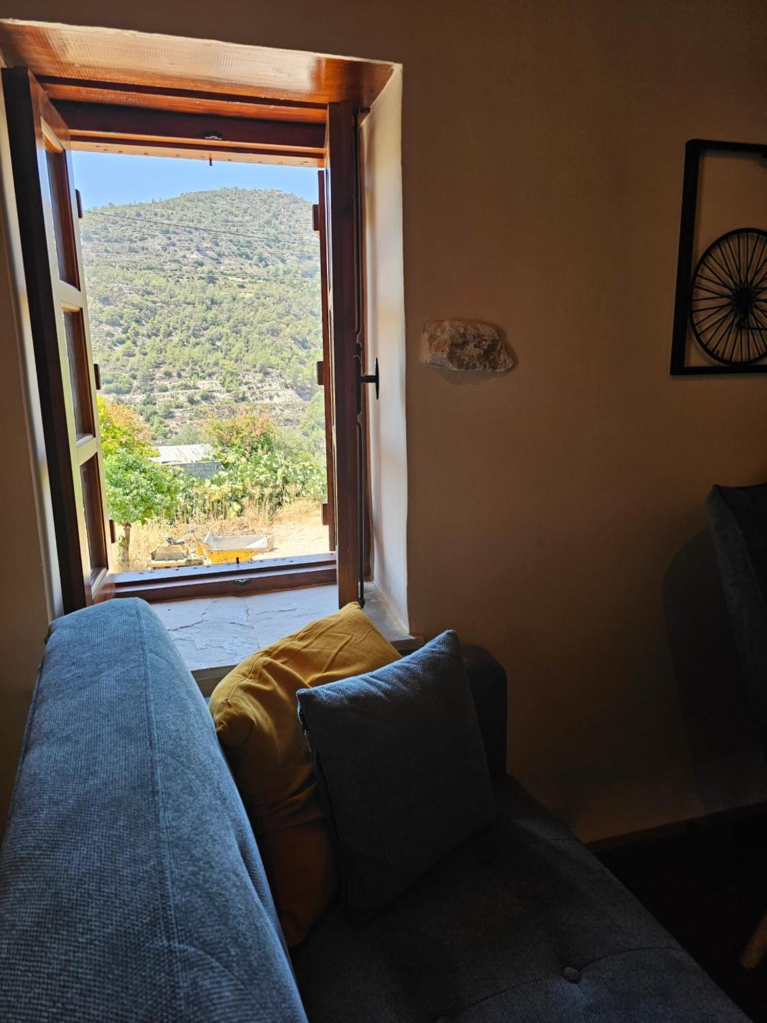 The Stonehouse Suites With Private Bath Spas Λεμεσός Εξωτερικό φωτογραφία